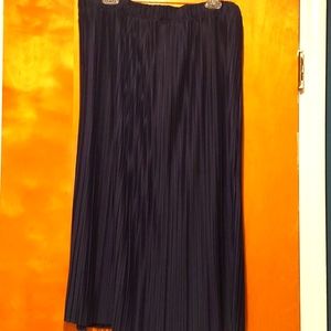PLEATED JERSEY LONG SKIRT